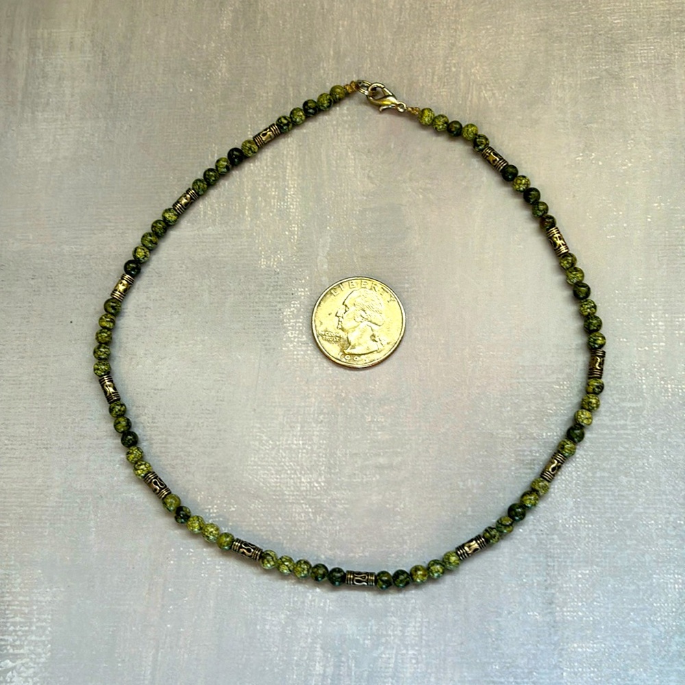 Natural Stone Delicate Look Acrylic Beads Detailed Carved Bead Necklace